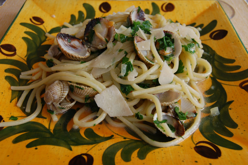 Spagetti vongole Spagetti vongole