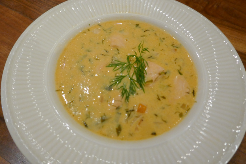Hummersuppe med laks og reker