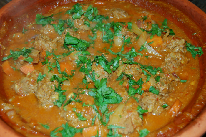 Ukemeny for uke 12 Tagine med kjøttboller og tabouleh