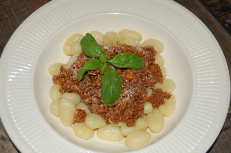 Ukesmeny for uke 37 Gnocchi med kjøttsaus
