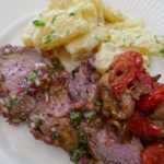 Argentinsk kalvefilet med blåskimmelpoteter og chimichurri
