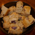 Foccacia med karamellisert løk