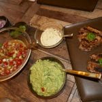 Tunfisktaco klar til servering