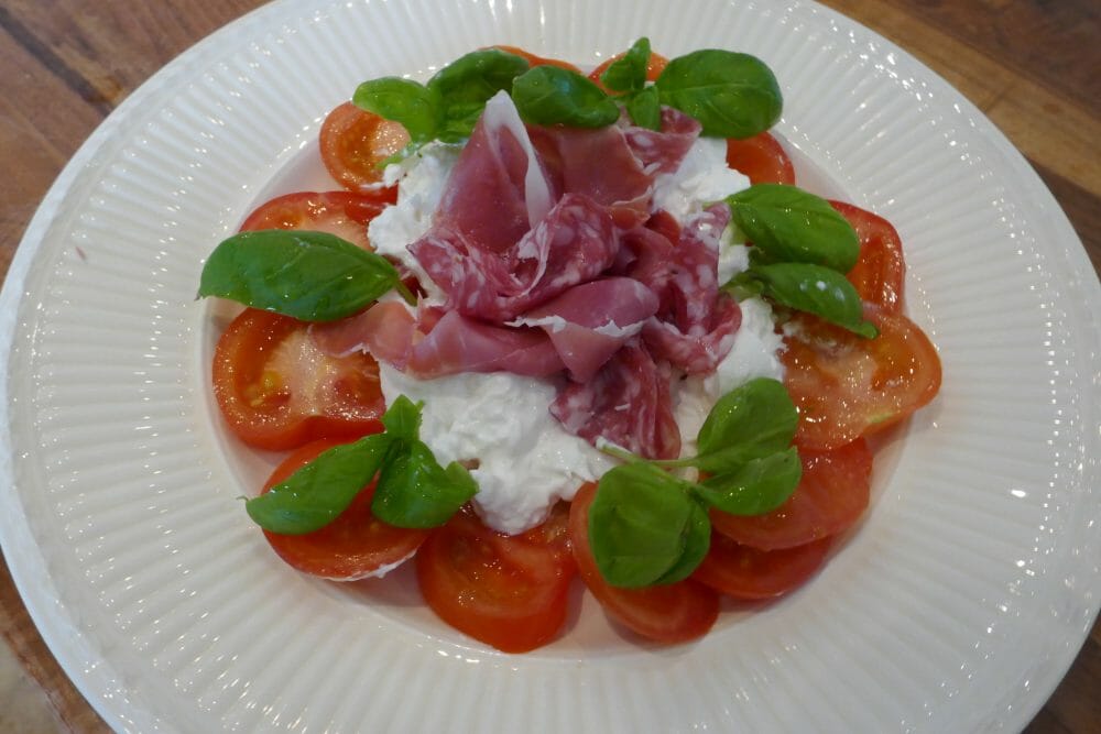 Caprese burrata