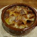 Kremet gratinert løksuppe