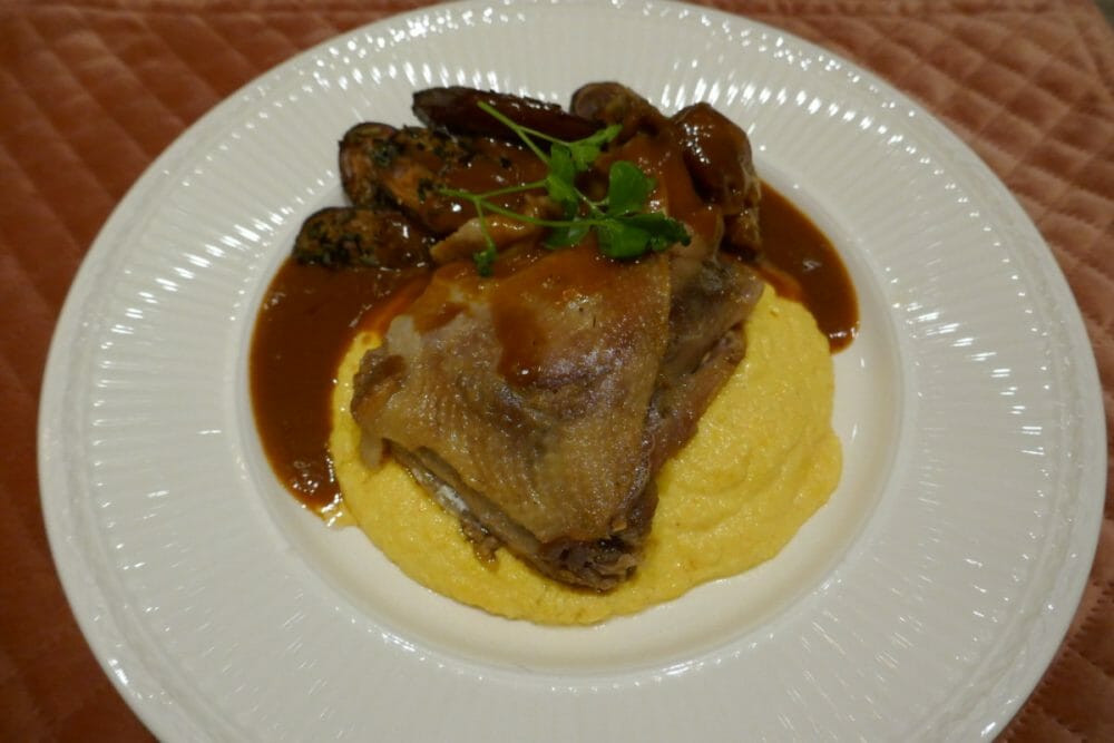 Kyllingconfit med madeirasaus