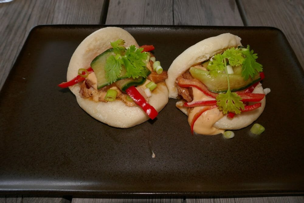 Ukemeny 13 Steam buns med laks