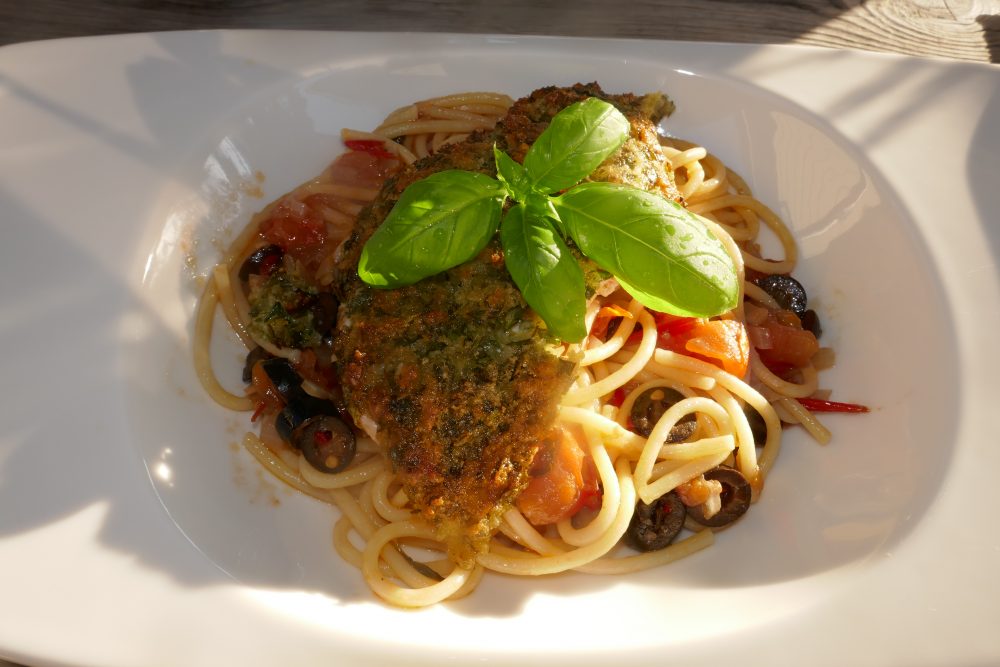 Crispy urtekylling med pasta