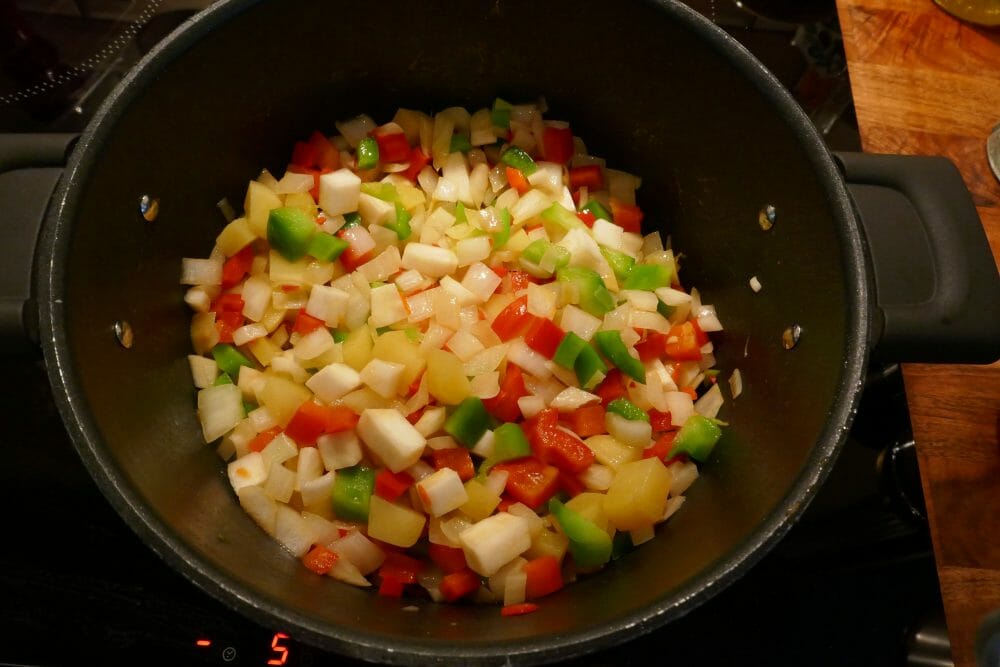 Starten på bønnesuppe med mais Starten på bønnesuppe med mais